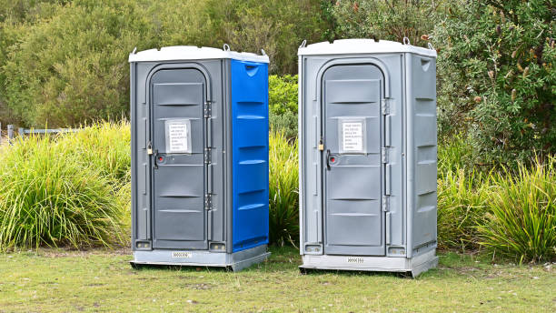 Best VIP or Luxury Restroom Trailers  in Magee, MS