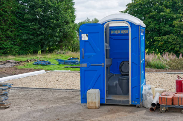 Best VIP or Luxury Restroom Trailers  in Magee, MS
